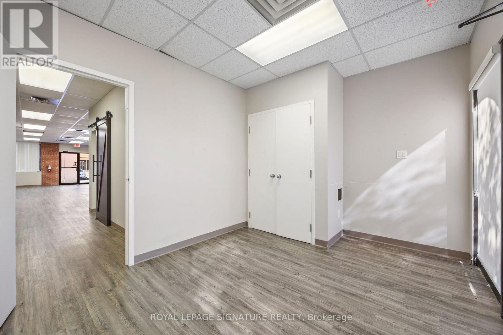 5&12 - 2285 Dunwin Drive, Mississauga, Ontario  L5L 3S3 - Photo 29 - W12472425