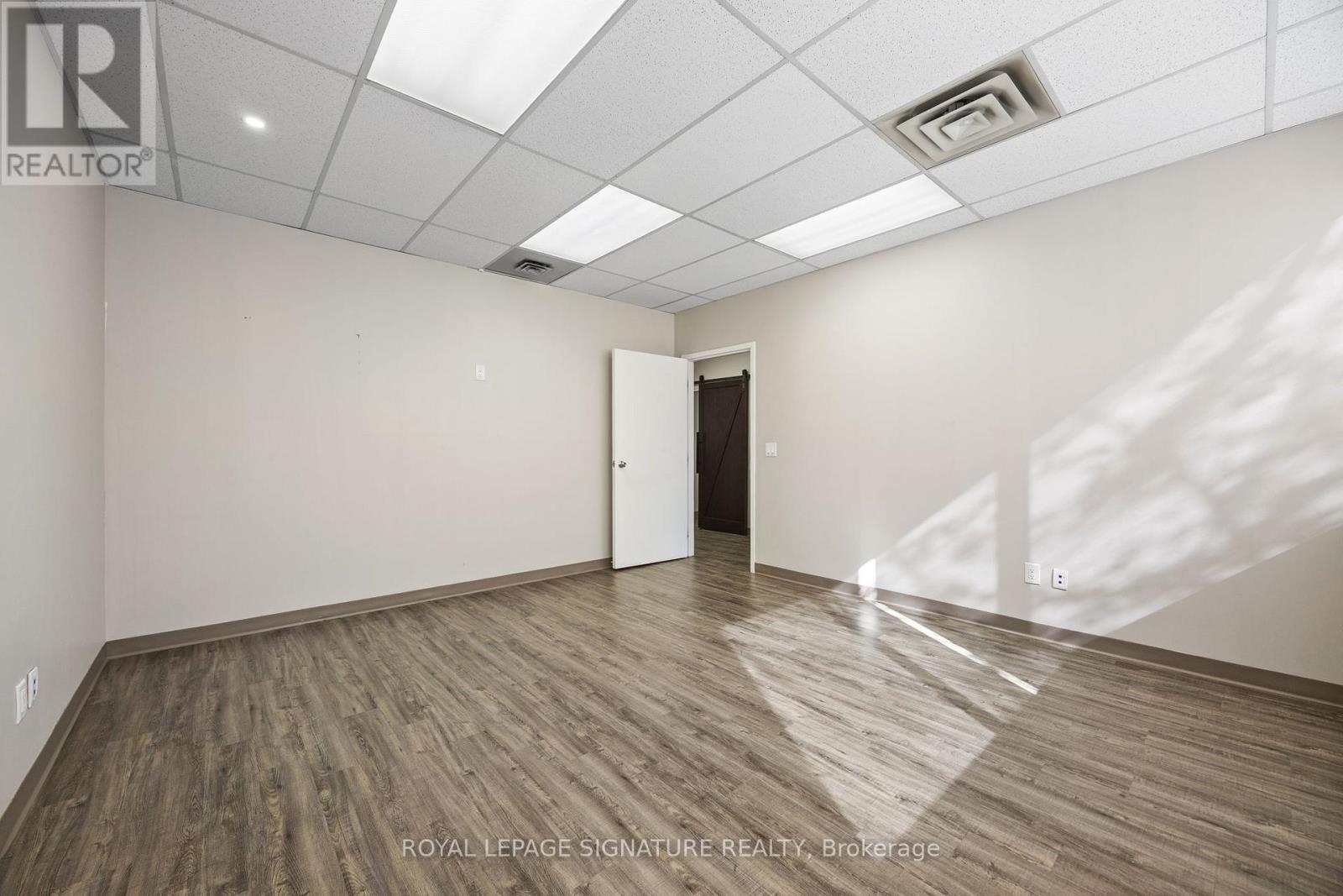 5&12 - 2285 Dunwin Drive, Mississauga, Ontario  L5L 3S3 - Photo 31 - W12472425