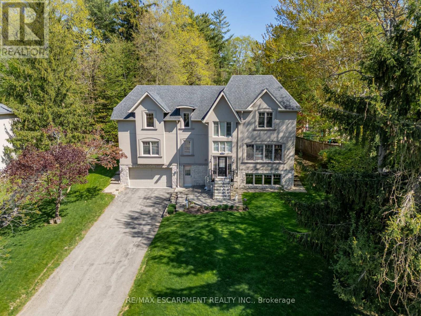 1034 LAKESHORE ROAD W, Mississauga, Ontario
