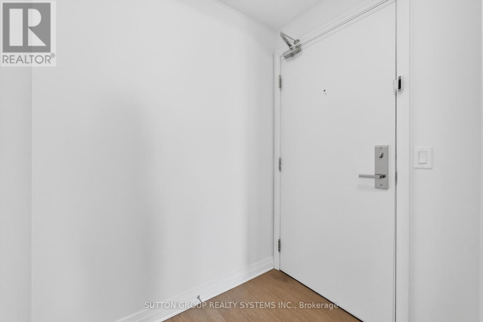 815 - 60 Annie Craig Drive, Toronto (Mimico), Ontario  M8V 0C5 - Photo 6 - W12472450