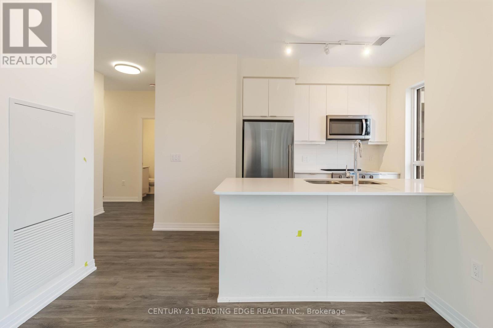 15 Watergarden Drive, Mississauga, Ontario  L5R 0H4 - Photo 19 - W12472456