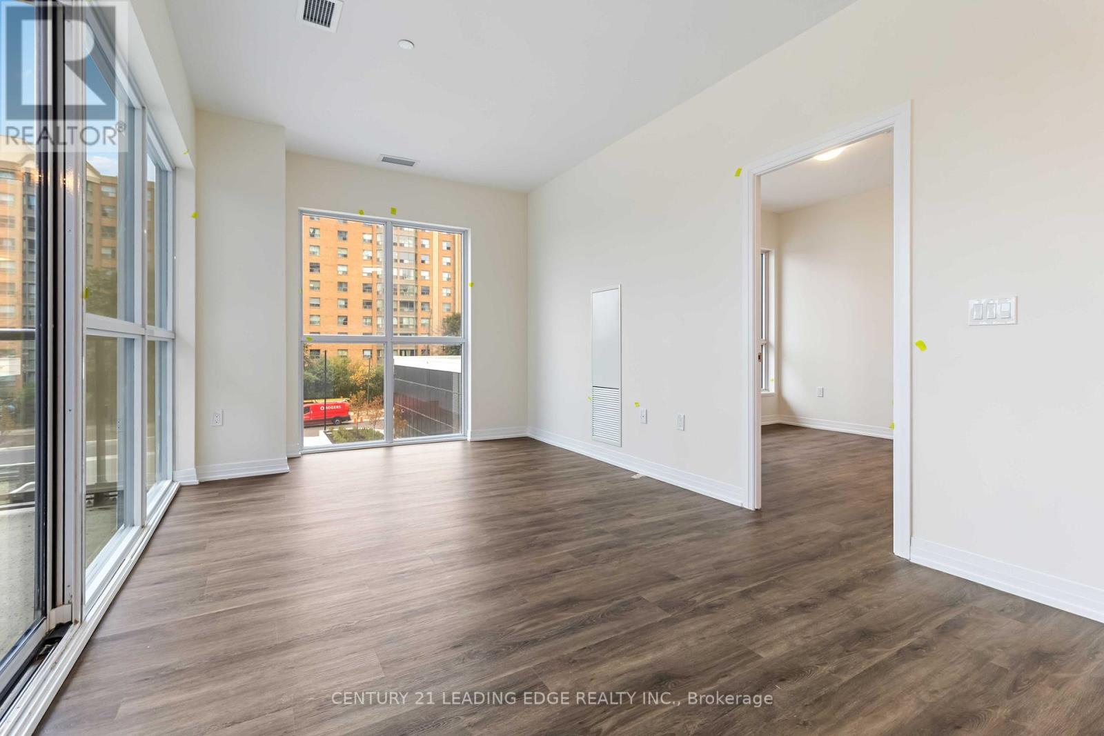 15 Watergarden Drive, Mississauga, Ontario  L5R 0H4 - Photo 21 - W12472456