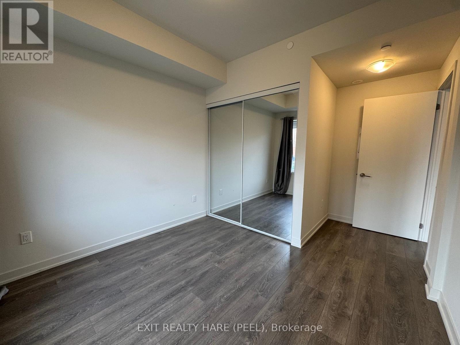 115 - 62 Sky Harbour Drive, Brampton, Ontario  L6Y 6J2 - Photo 6 - W12472472
