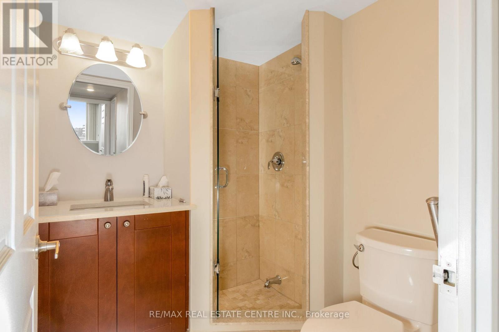 502 - 880 Dundas Street W, Mississauga (Erindale), Ontario  L5C 4H3 - Photo 17 - W12472482