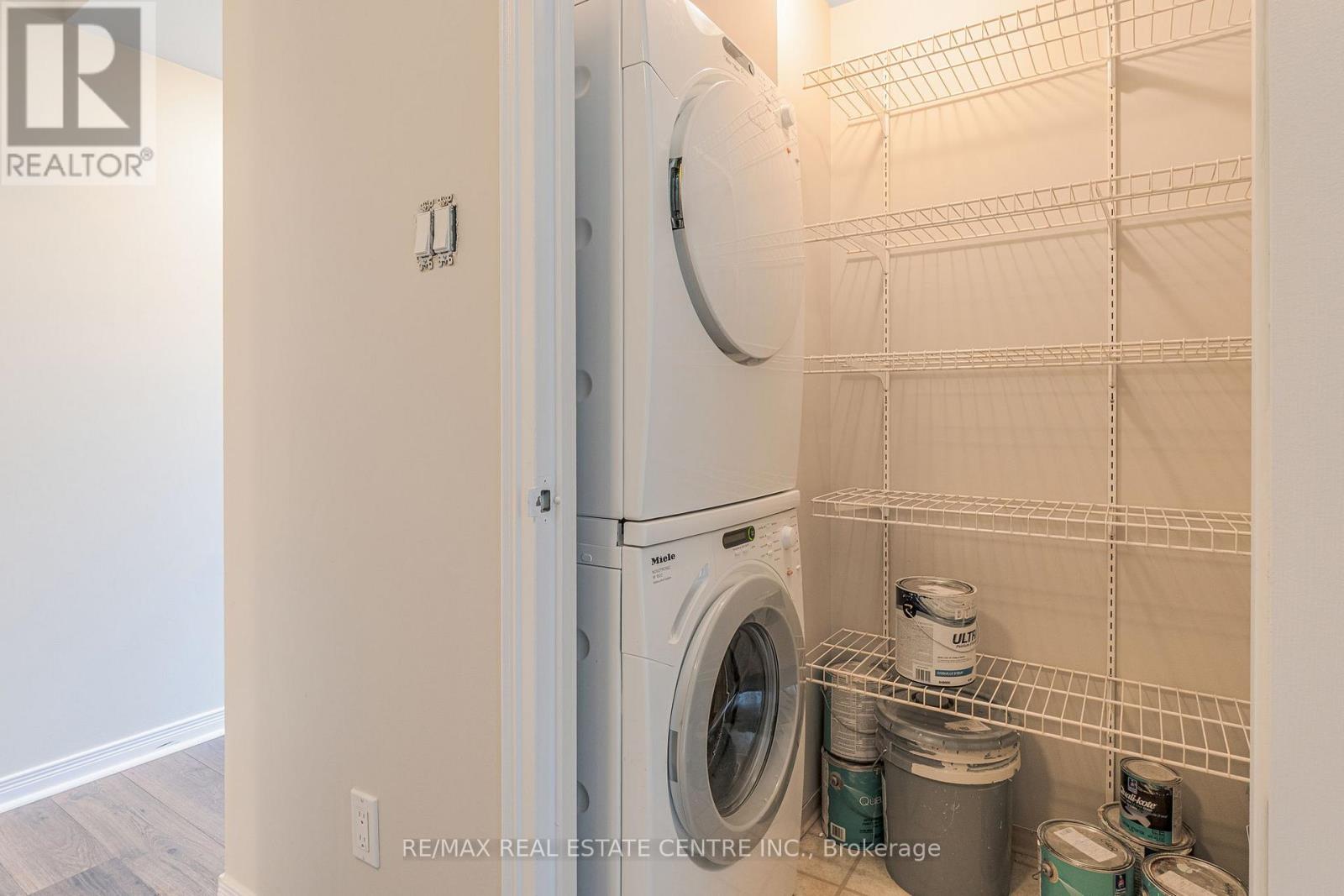 502 - 880 Dundas Street W, Mississauga (Erindale), Ontario  L5C 4H3 - Photo 21 - W12472482