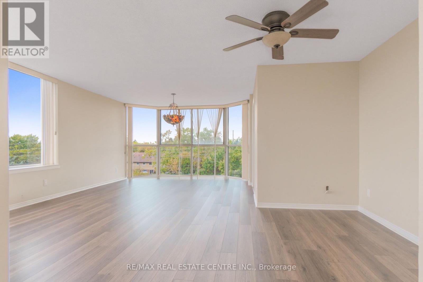 502 - 880 Dundas Street W, Mississauga (Erindale), Ontario  L5C 4H3 - Photo 6 - W12472482