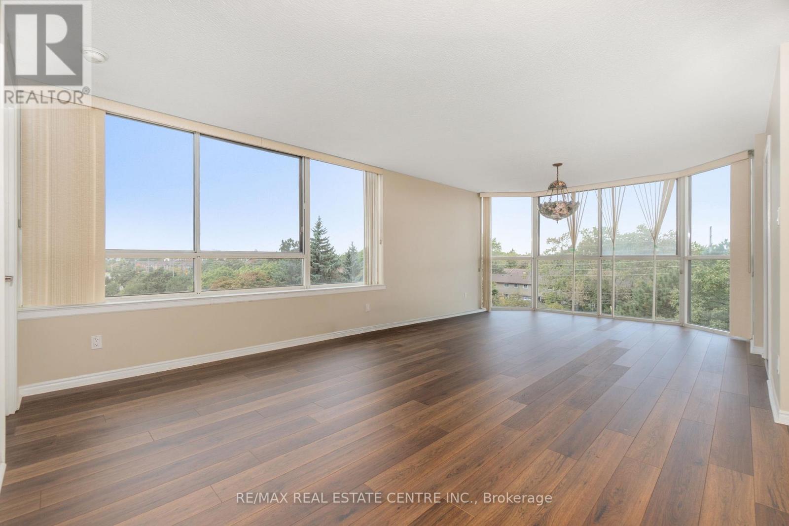 502 - 880 Dundas Street W, Mississauga (Erindale), Ontario  L5C 4H3 - Photo 7 - W12472482