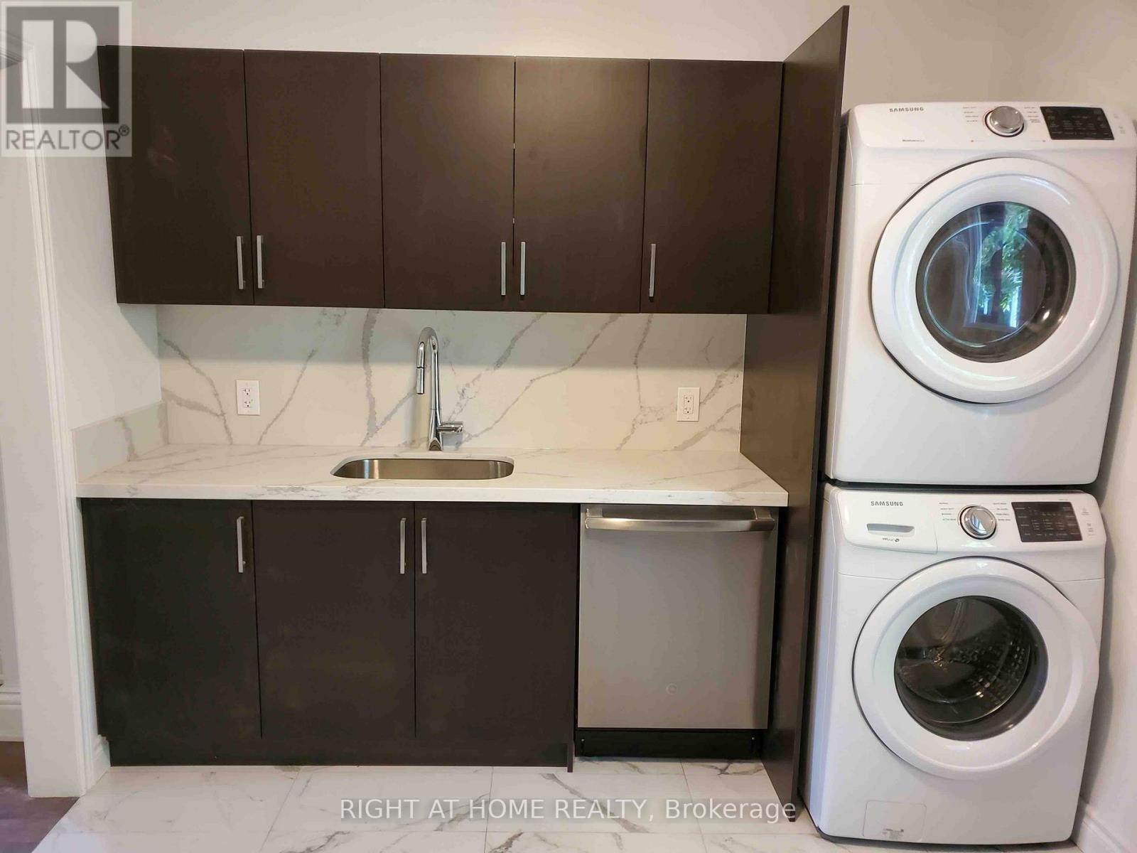 54 Harvard Avenue, Toronto, Ontario  M6R 1C6 - Photo 3 - W12472486