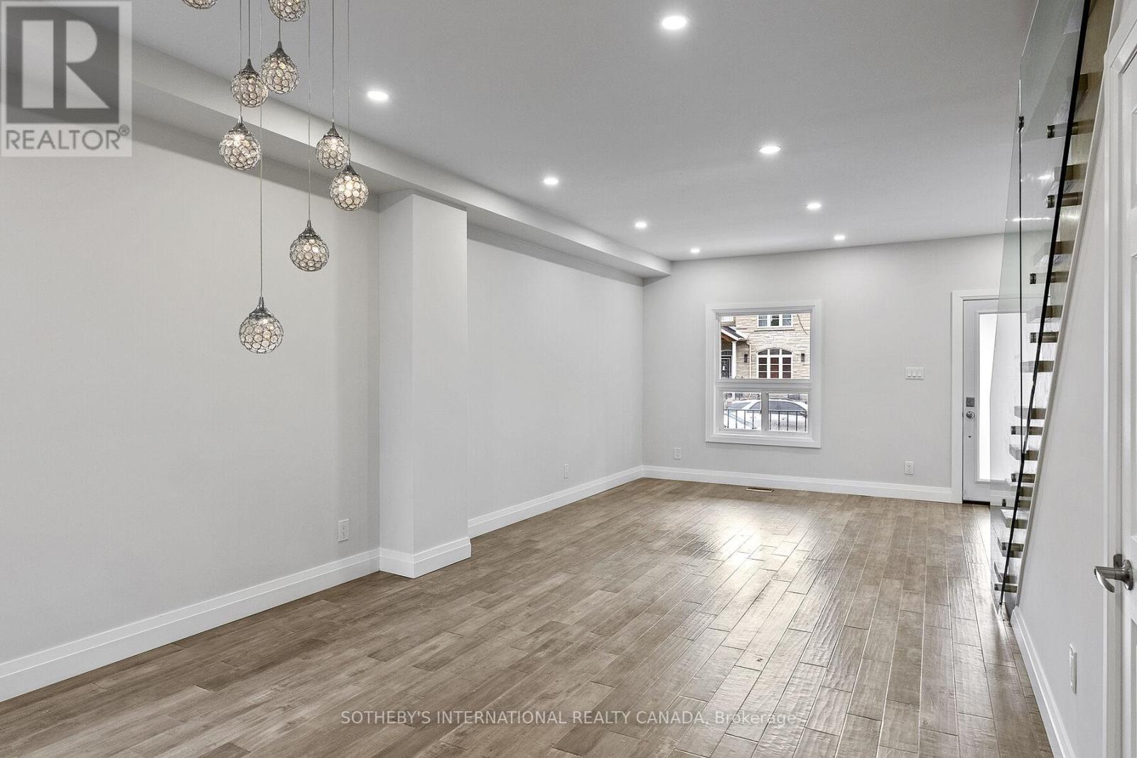 375 Westmoreland Avenue, Toronto, Ontario  M6H 3A6 - Photo 5 - W12472495