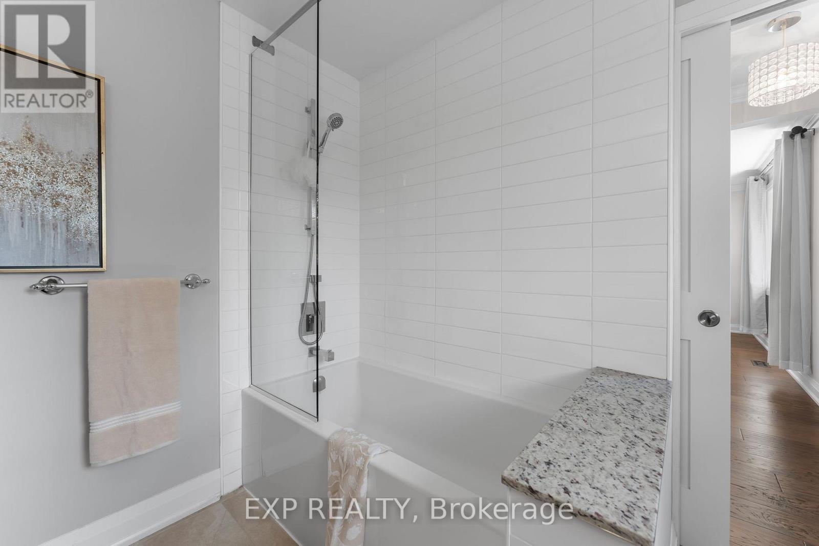 226 Shoreacres Road, Burlington, Ontario  L7L 2H2 - Photo 29 - W12472510