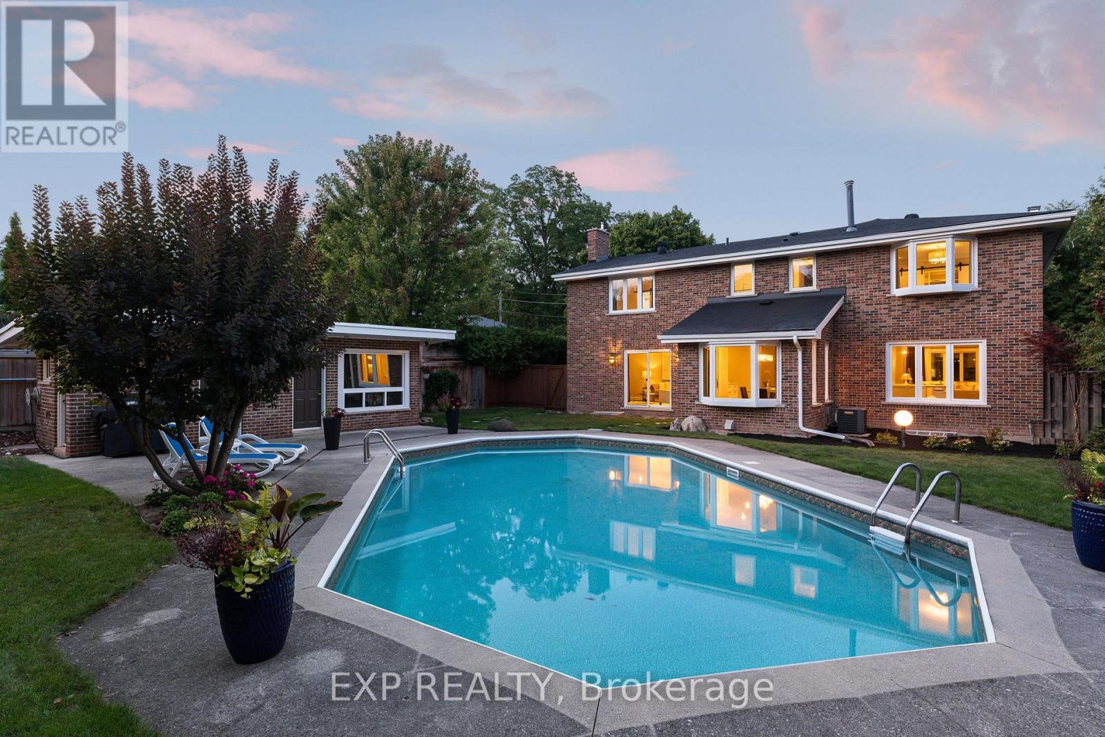 226 Shoreacres Road, Burlington, Ontario  L7L 2H2 - Photo 45 - W12472510