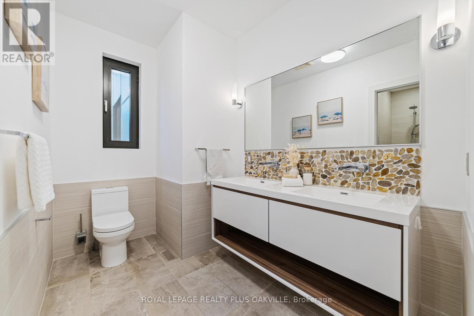 1207 Stirling Drive, Oakville (Sw Southwest), Ontario  L6L 1E5 - Photo 26 - W12472511