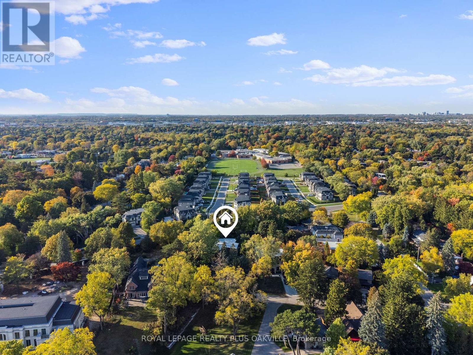 1207 Stirling Drive, Oakville (Sw Southwest), Ontario  L6L 1E5 - Photo 44 - W12472511