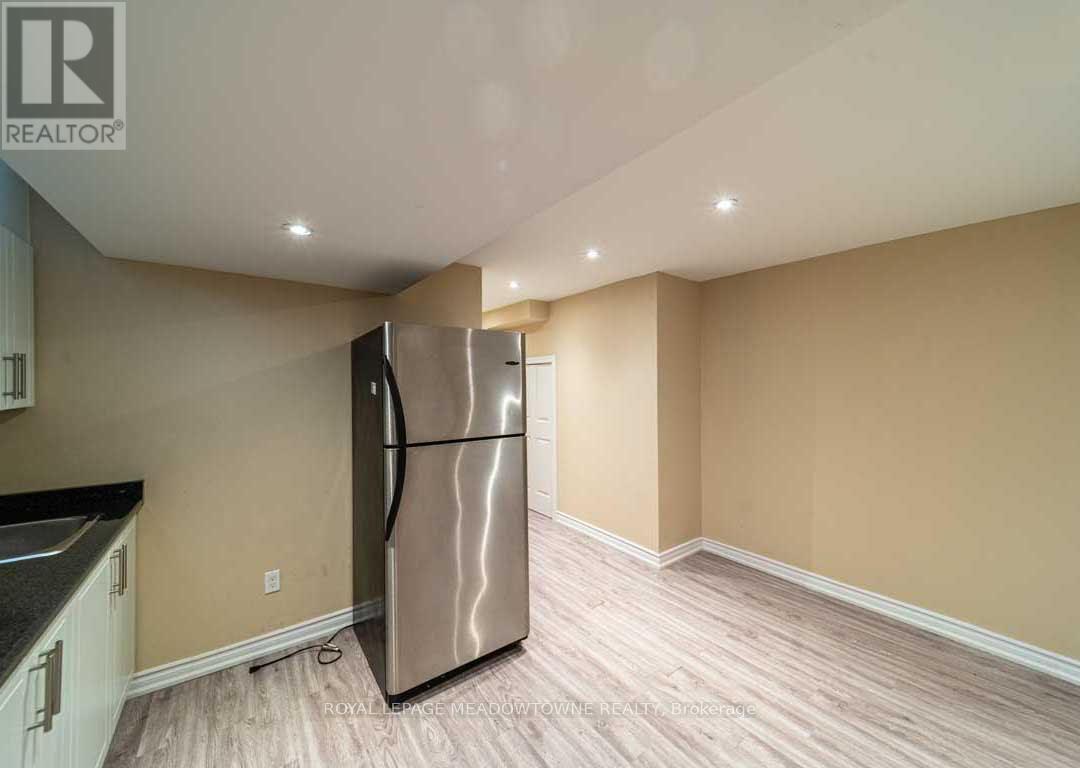 Basement - 1036 Yates Drive, Milton, Ontario  L9T 6A7 - Photo 16 - W12472516