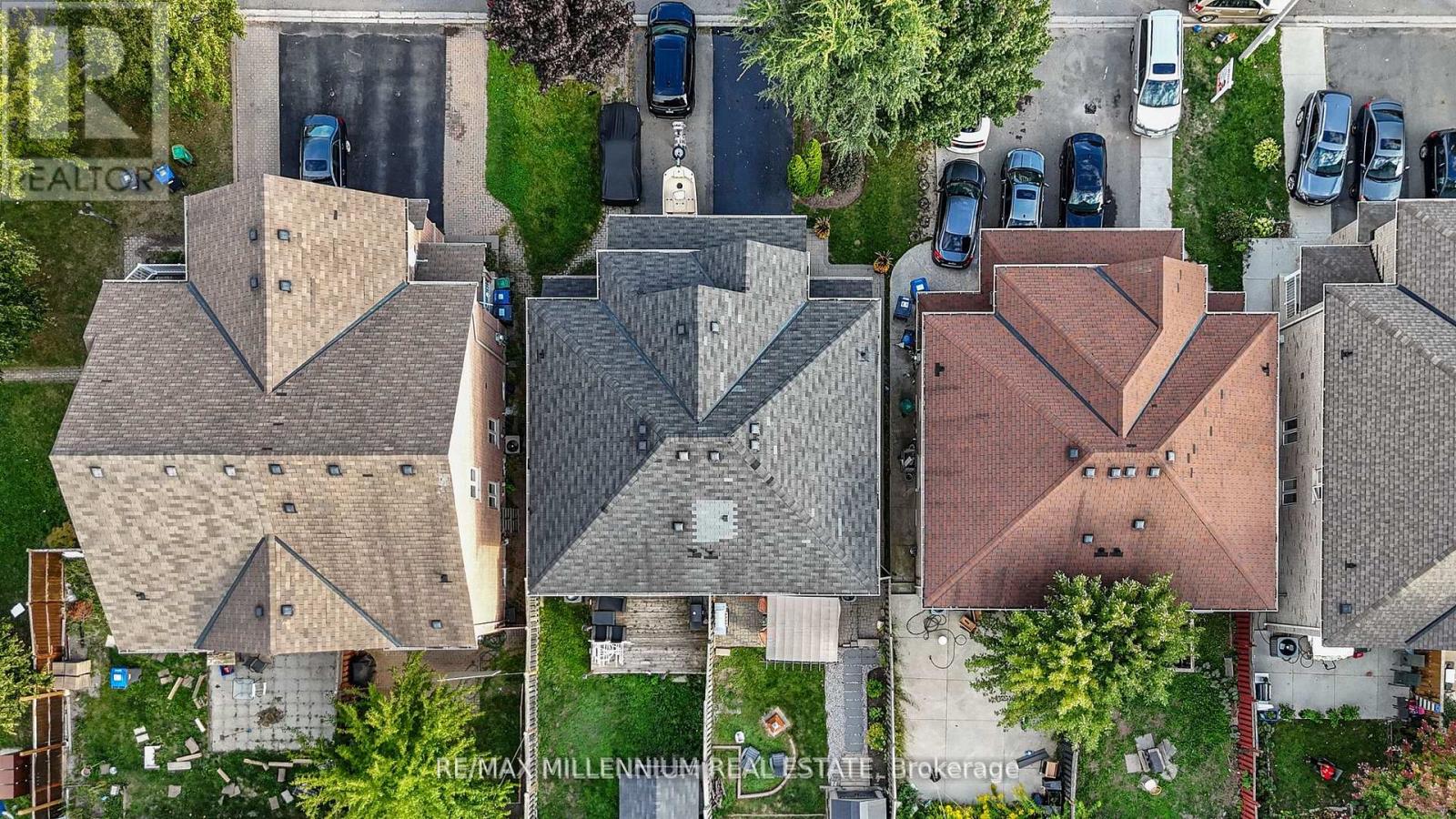 17 Prince Crescent, Brampton (Northwest Sandalwood Parkway), Ontario  L7A 2C9 - Photo 42 - W12472534