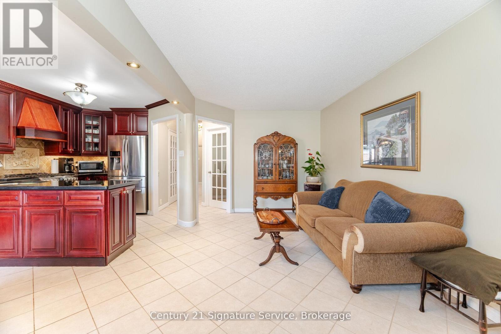 5955 Ladyburn Crescent, Mississauga (East Credit), Ontario  L5M 4V7 - Photo 13 - W12472542