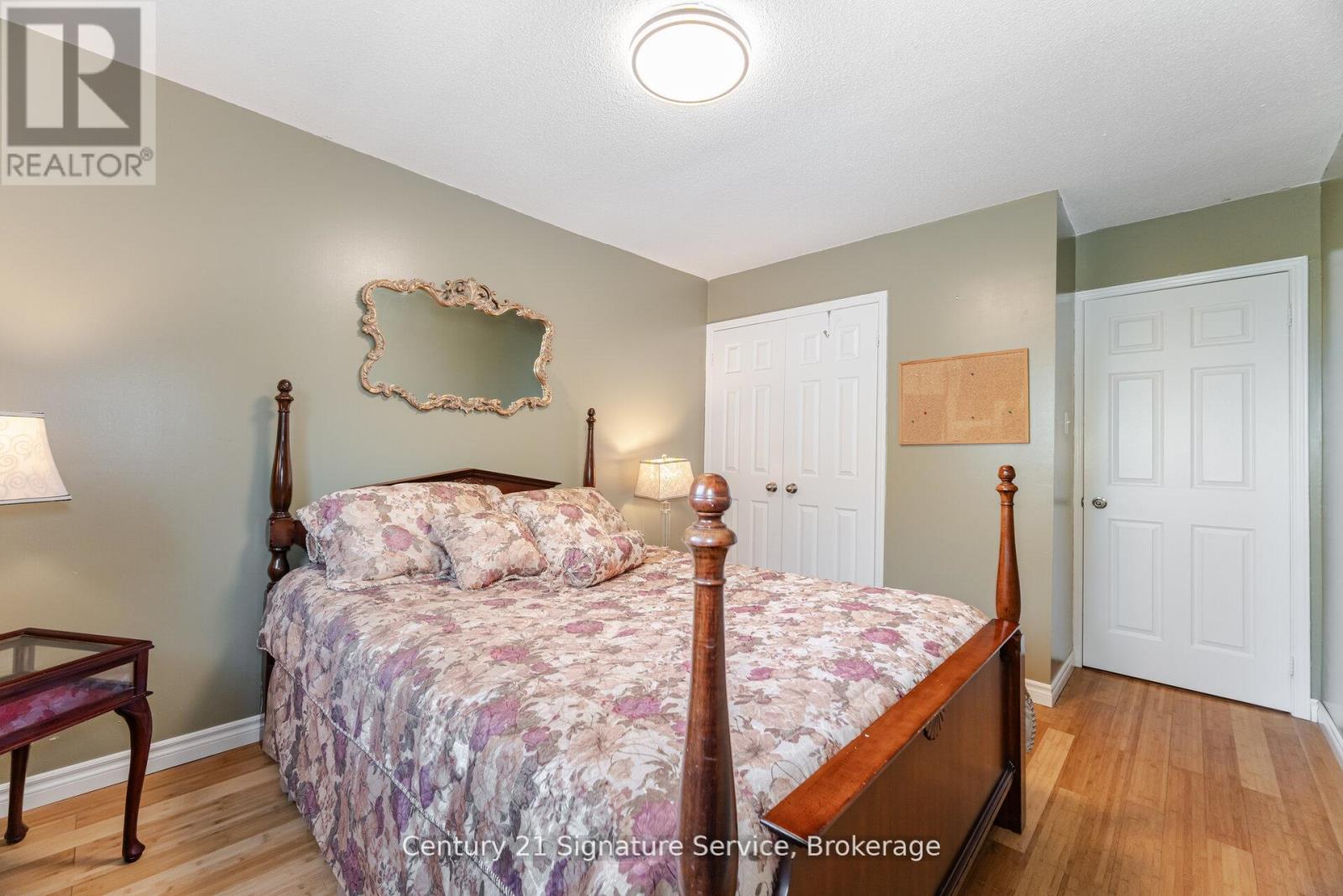 5955 Ladyburn Crescent, Mississauga (East Credit), Ontario  L5M 4V7 - Photo 25 - W12472542