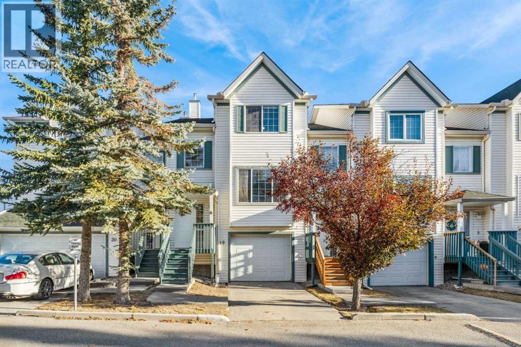 19, 15 Rocky Ridge Gate NW, Calgary, Alberta