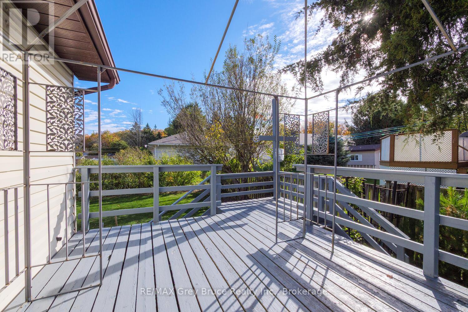 349 Taylor Street, South Bruce Peninsula, Ontario  N0H 2T0 - Photo 44 - X12472562