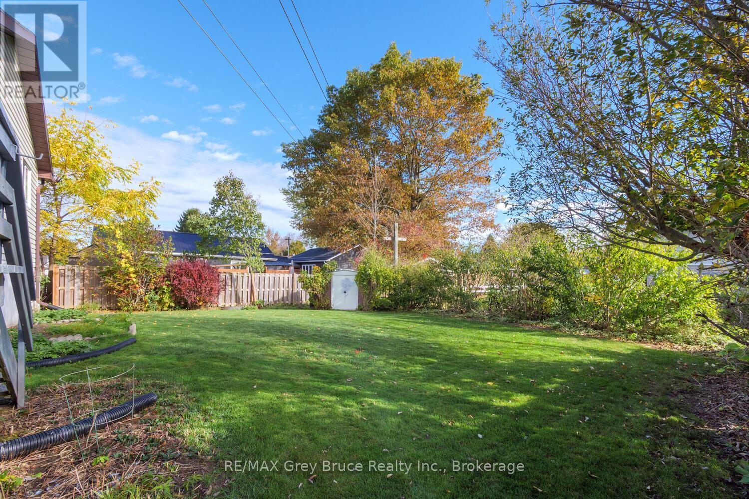 349 Taylor Street, South Bruce Peninsula, Ontario  N0H 2T0 - Photo 45 - X12472562