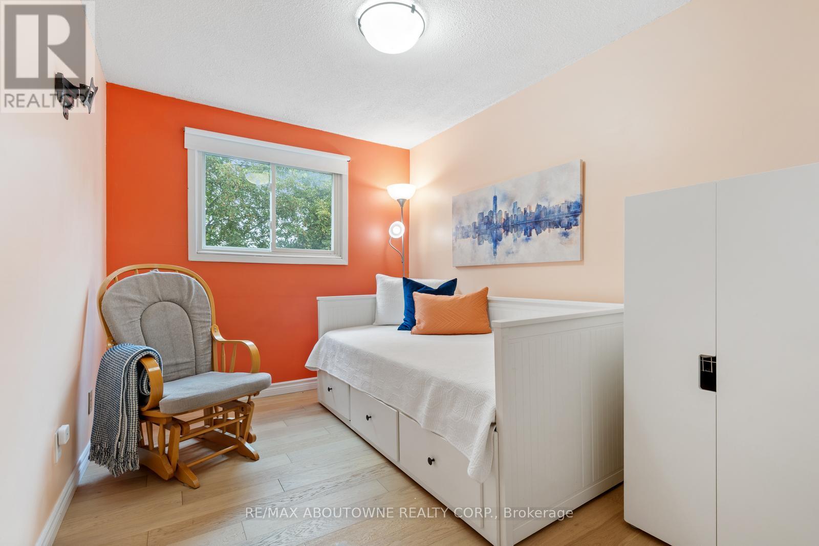 48 - 49 Cedarwoods Crescent, Kitchener, Ontario  N2C 2L1 - Photo 28 - X12472469