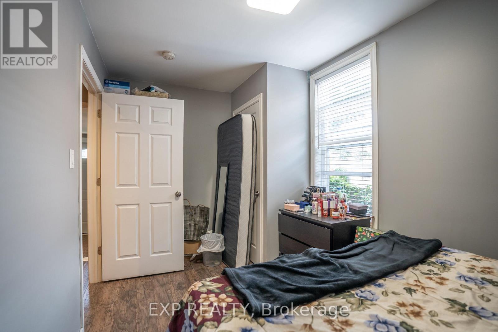165 Emerald Street N, Hamilton, Ontario  L8L 5K9 - Photo 10 - X12472485