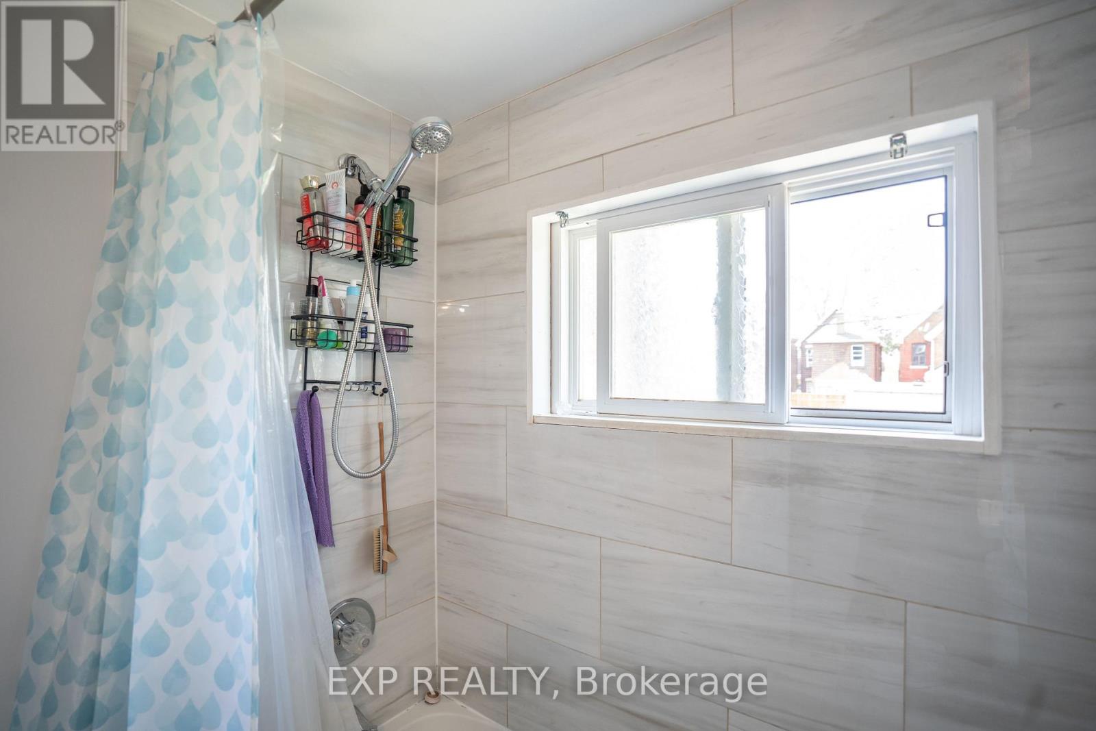 165 Emerald Street N, Hamilton, Ontario  L8L 5K9 - Photo 13 - X12472485