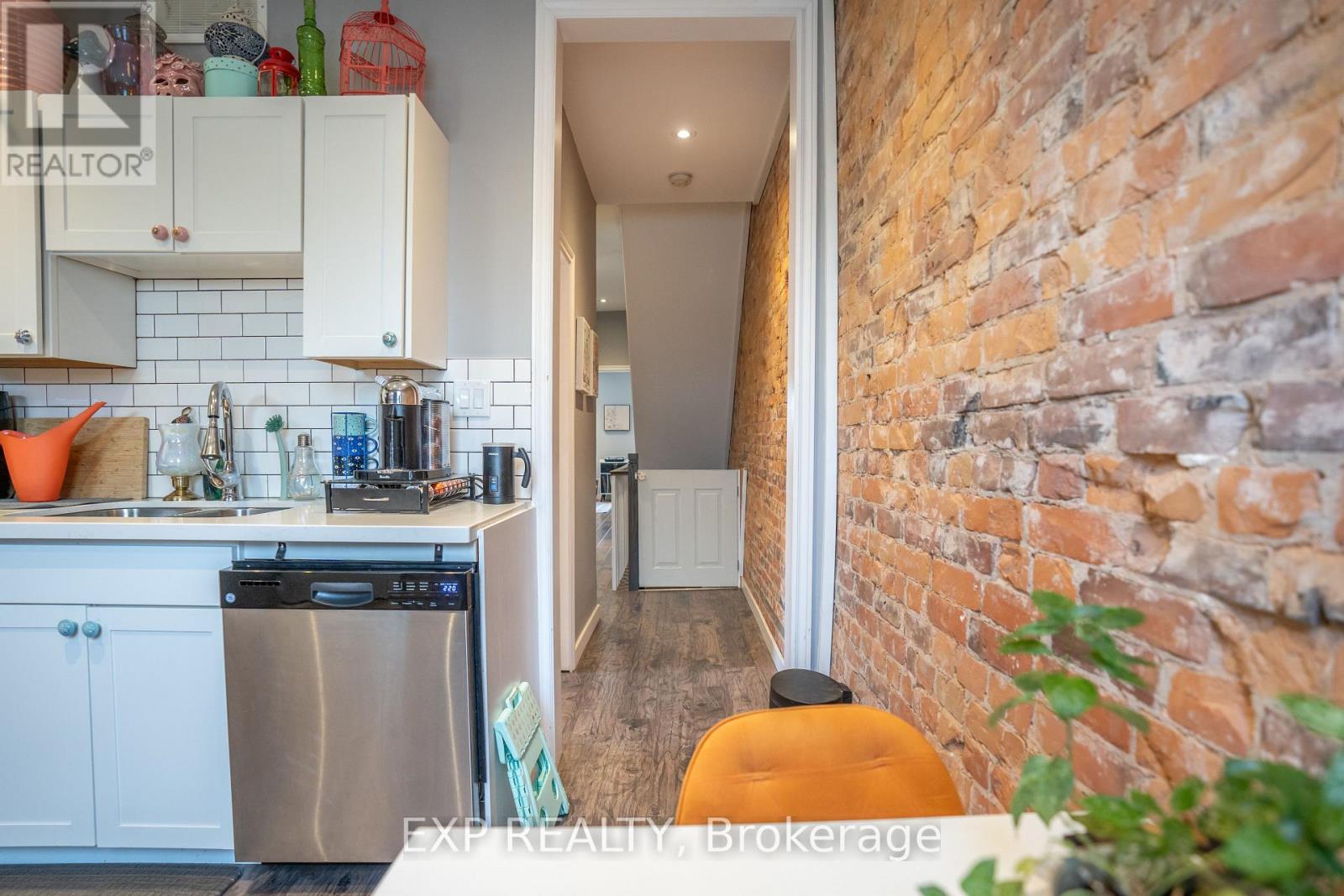 165 Emerald Street N, Hamilton, Ontario  L8L 5K9 - Photo 20 - X12472485