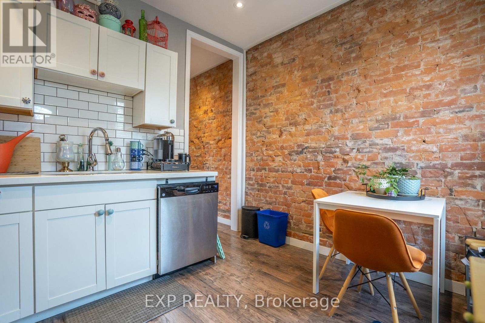 165 Emerald Street N, Hamilton, Ontario  L8L 5K9 - Photo 23 - X12472485