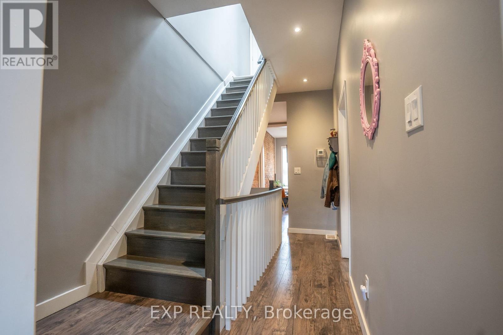 165 Emerald Street N, Hamilton, Ontario  L8L 5K9 - Photo 27 - X12472485