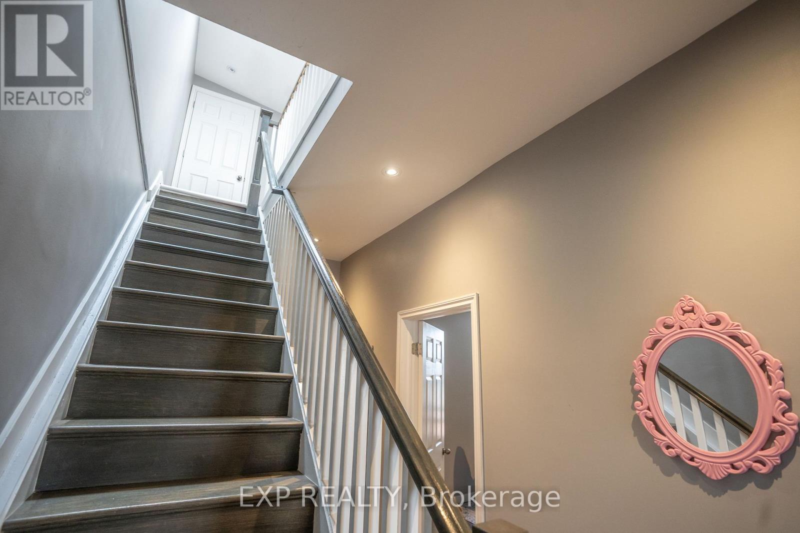 165 Emerald Street N, Hamilton, Ontario  L8L 5K9 - Photo 33 - X12472485