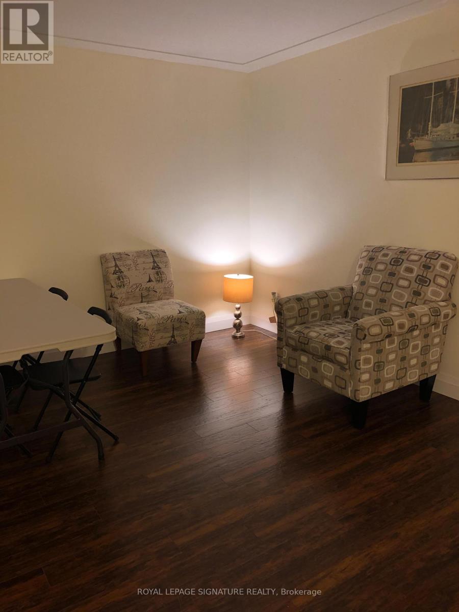 Main - 306 Westmount Road E, Kitchener, Ontario  N2M 4Z1 - Photo 5 - X12472497
