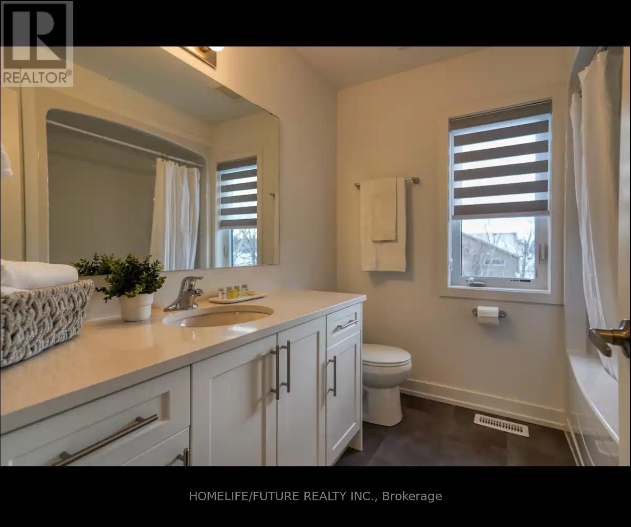 721 - 4263 Fourth Avenue, Niagara Falls, Ontario  L2E 0C2 - Photo 19 - X12472513