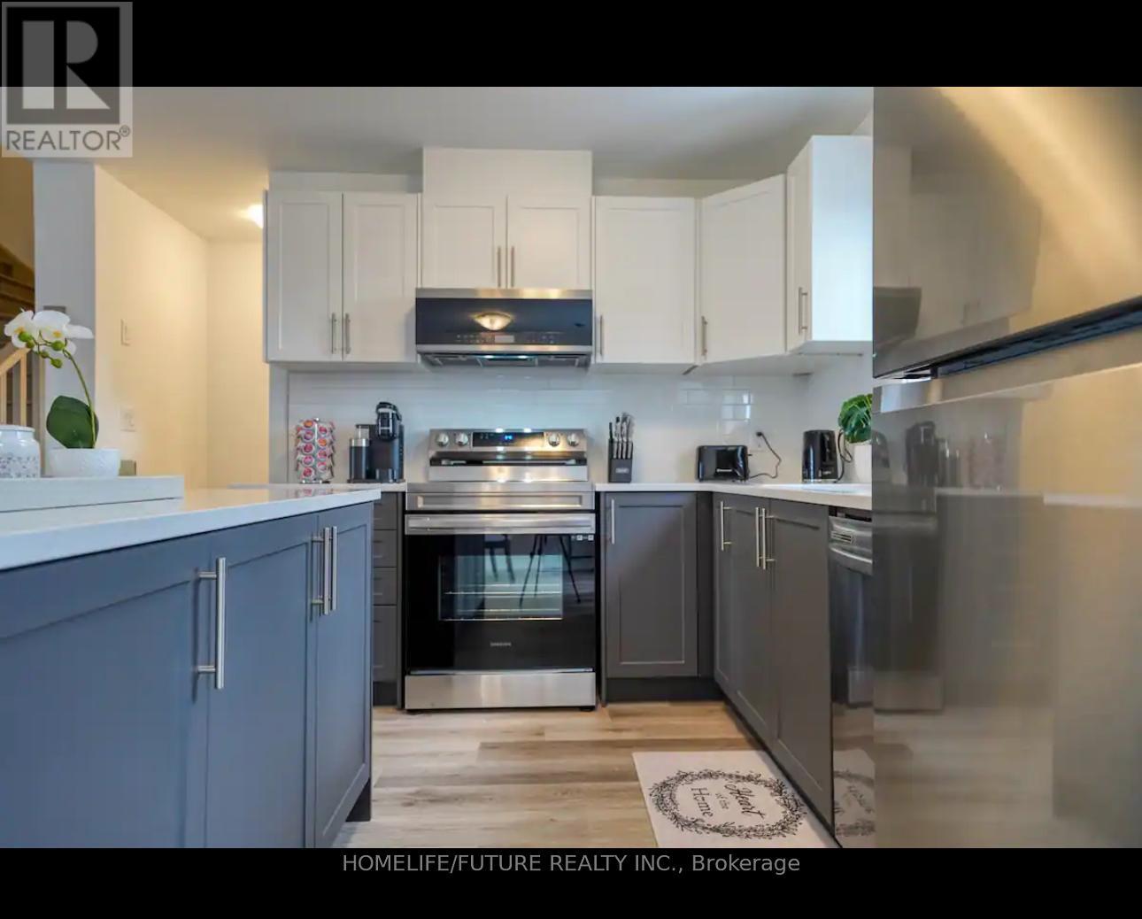721 - 4263 Fourth Avenue, Niagara Falls, Ontario  L2E 0C2 - Photo 9 - X12472513