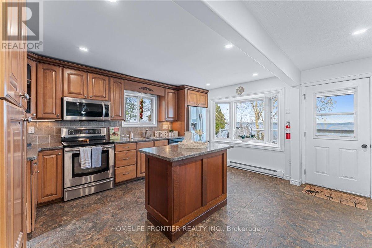 6 Lakeview Park Road, Kawartha Lakes (Fenelon), Ontario  K0M 1G0 - Photo 14 - X12472514