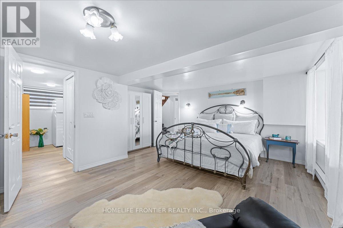 6 Lakeview Park Road, Kawartha Lakes (Fenelon), Ontario  K0M 1G0 - Photo 29 - X12472514
