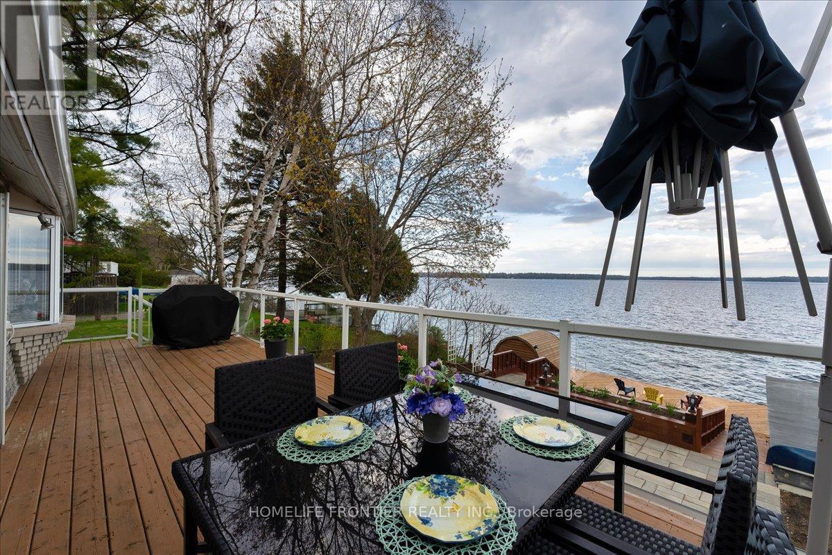 6 Lakeview Park Road, Kawartha Lakes (Fenelon), Ontario  K0M 1G0 - Photo 8 - X12472514