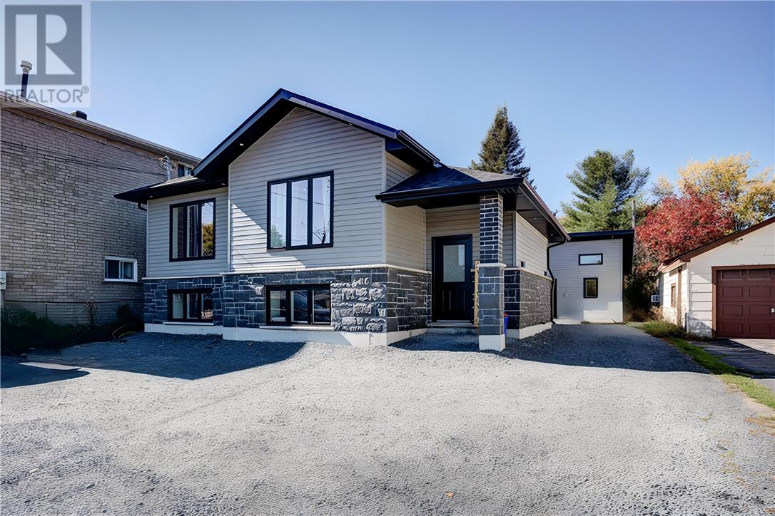 4537 Notre Dame Avenue, Hanmer, Ontario