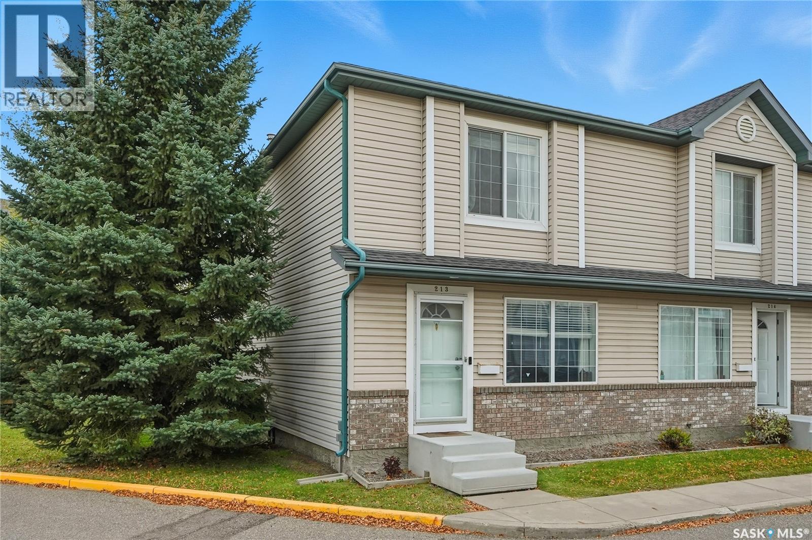 213 663 Beckett Crescent, Saskatoon, Saskatchewan  S7N 4X2 - Photo 2 - SK021300