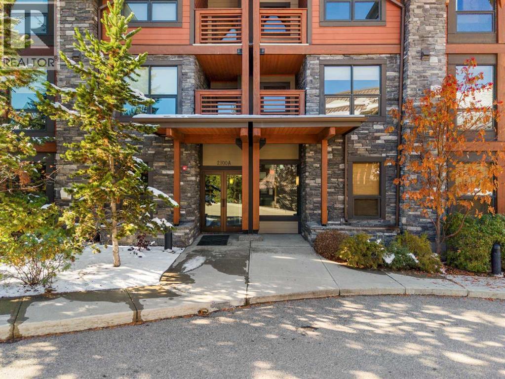 102, 2100a Stewart Creek Drive, Canmore, Alberta  T1W 0G3 - Photo 2 - A2265382