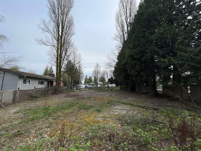 15505 104 Avenue, Surrey, British Columbia V3R 1N9 - Photo 3 - R3060103