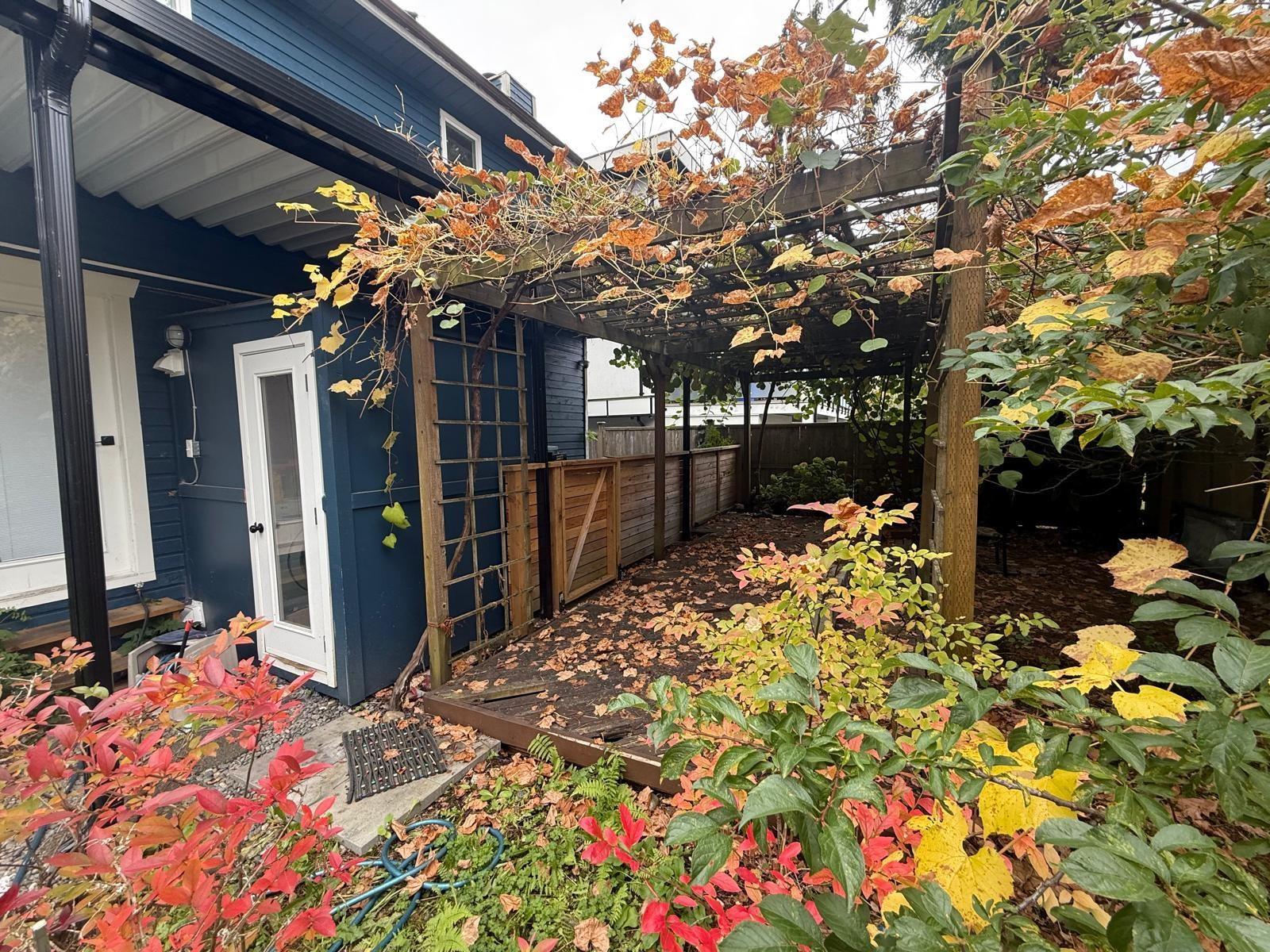 9135 146 Street, Surrey, British Columbia  V3R 7N3 - Photo 6 - R3059823