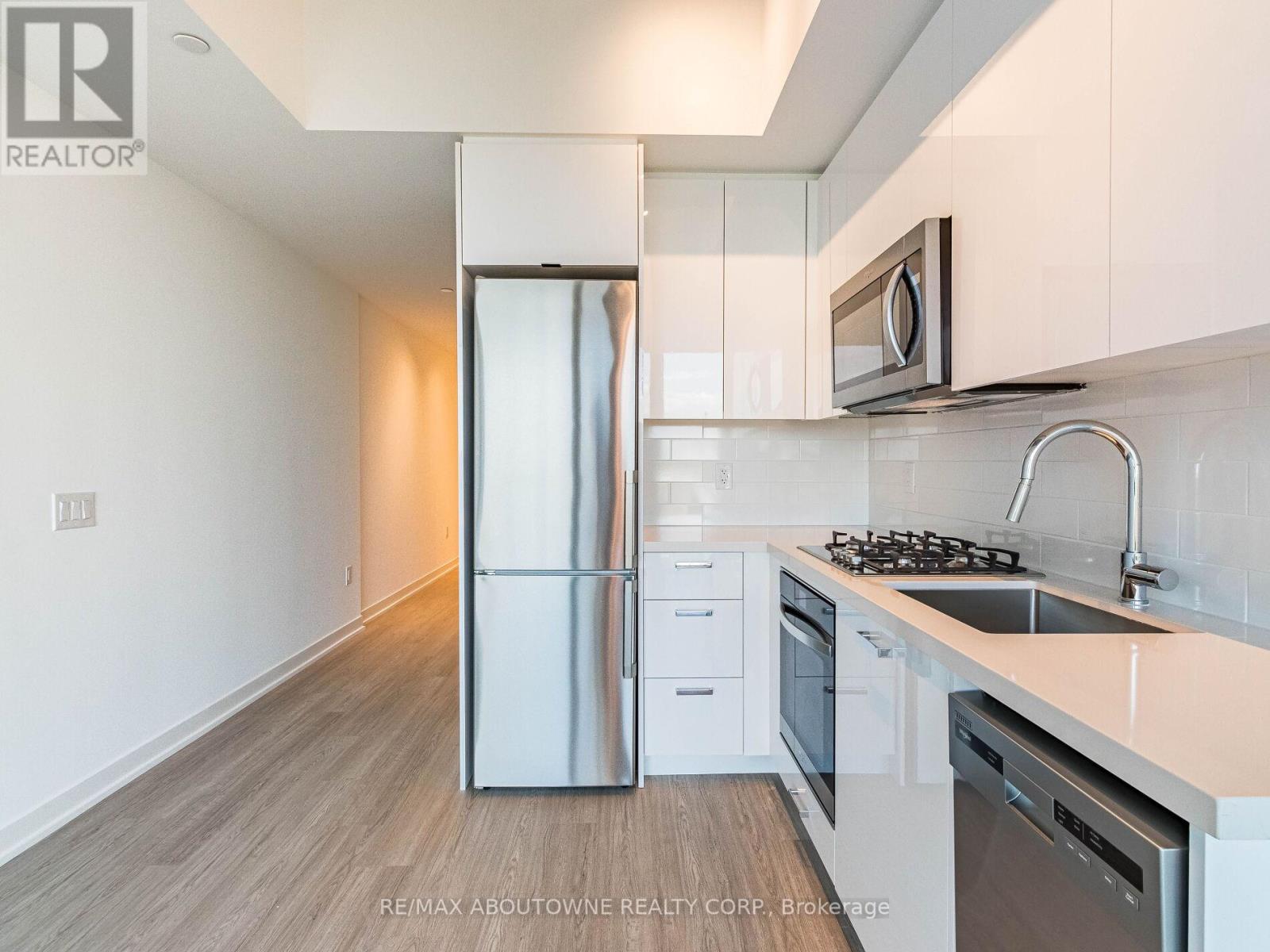 703 - 195 Mccaul Street, Toronto, Ontario  M5T 1W6 - Photo 13 - C12472552