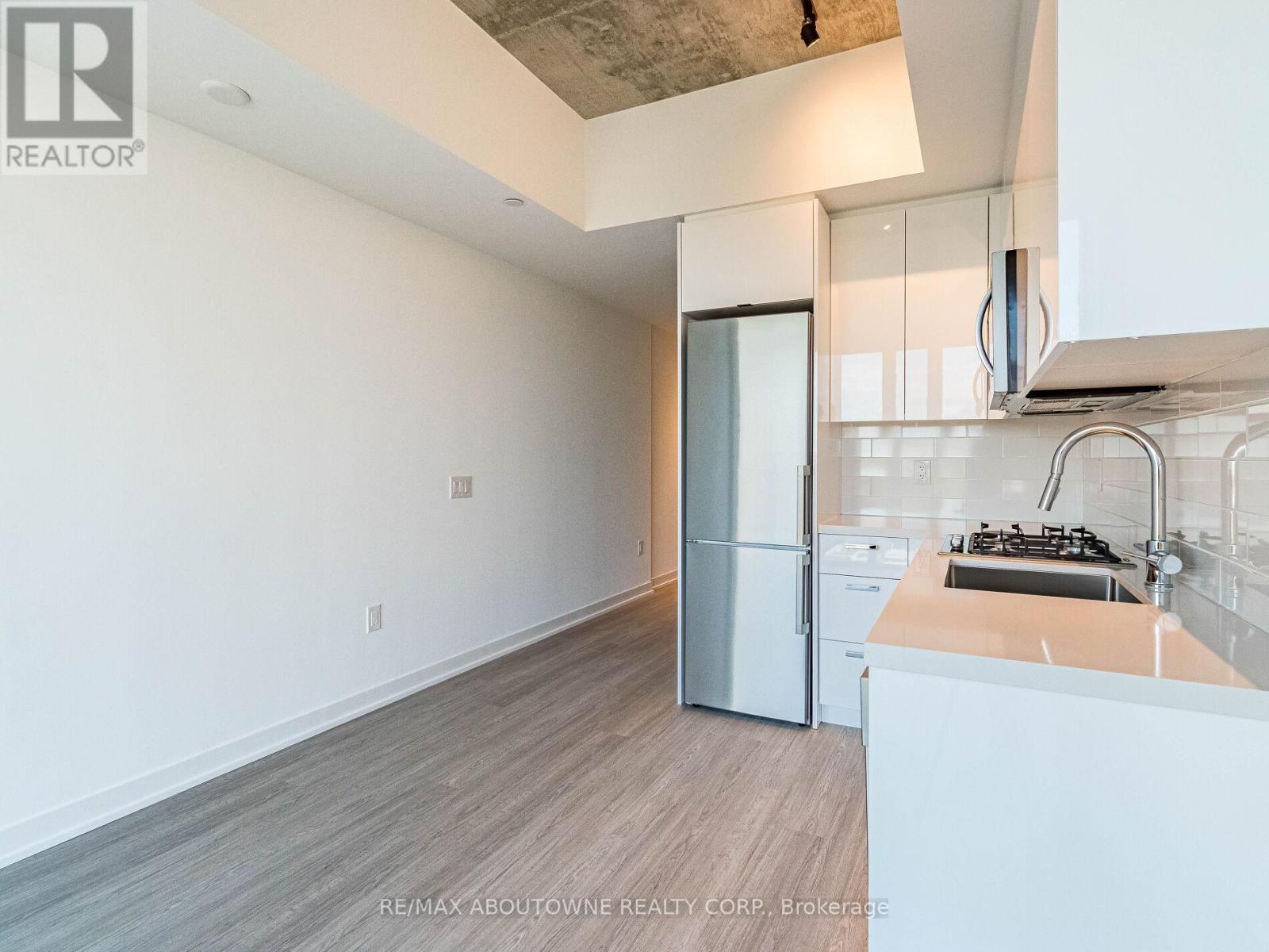 703 - 195 Mccaul Street, Toronto, Ontario  M5T 1W6 - Photo 15 - C12472552