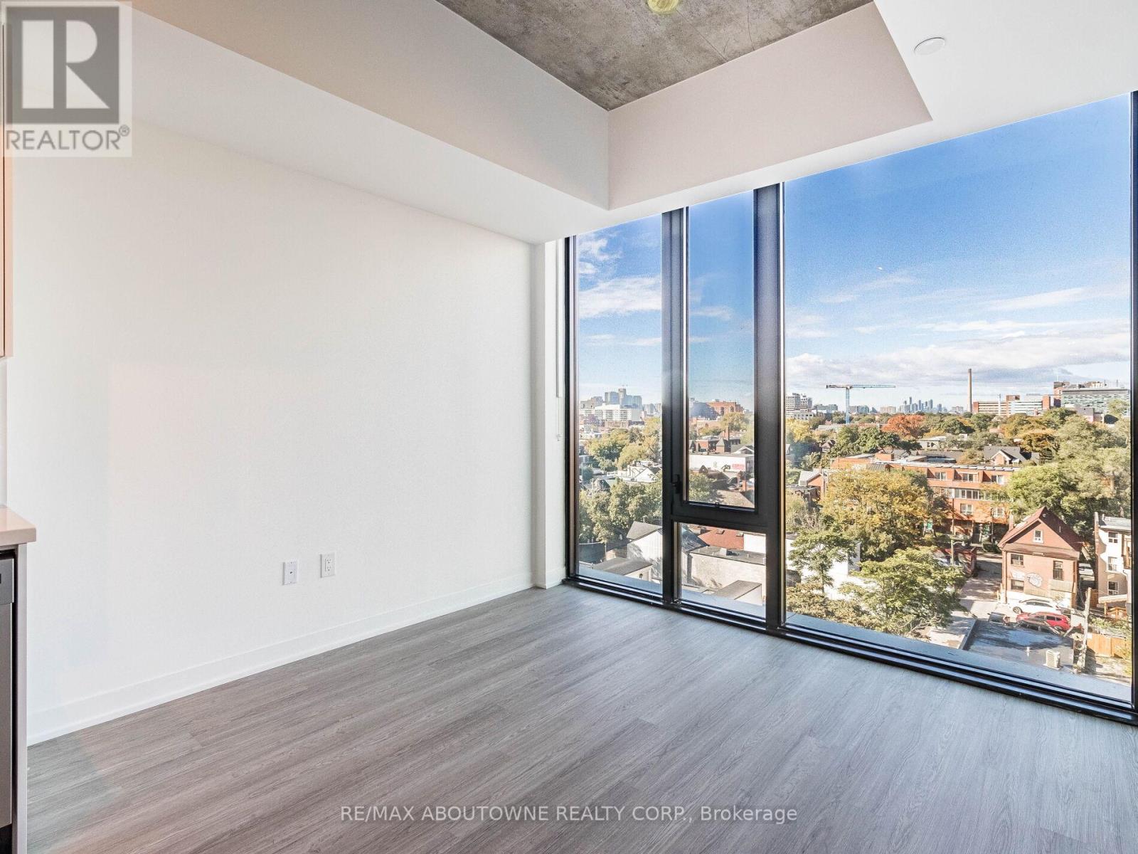 703 - 195 Mccaul Street, Toronto, Ontario  M5T 1W6 - Photo 17 - C12472552