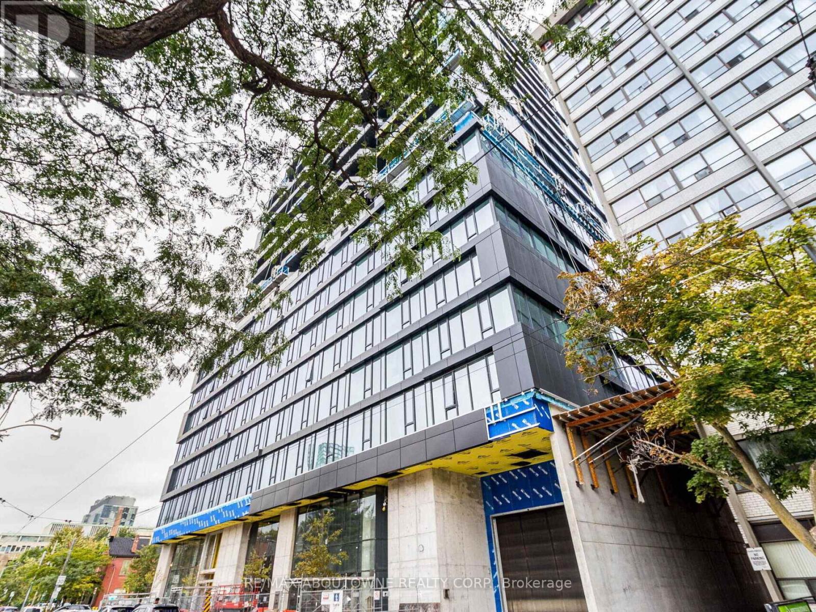703 - 195 Mccaul Street, Toronto, Ontario  M5T 1W6 - Photo 2 - C12472552