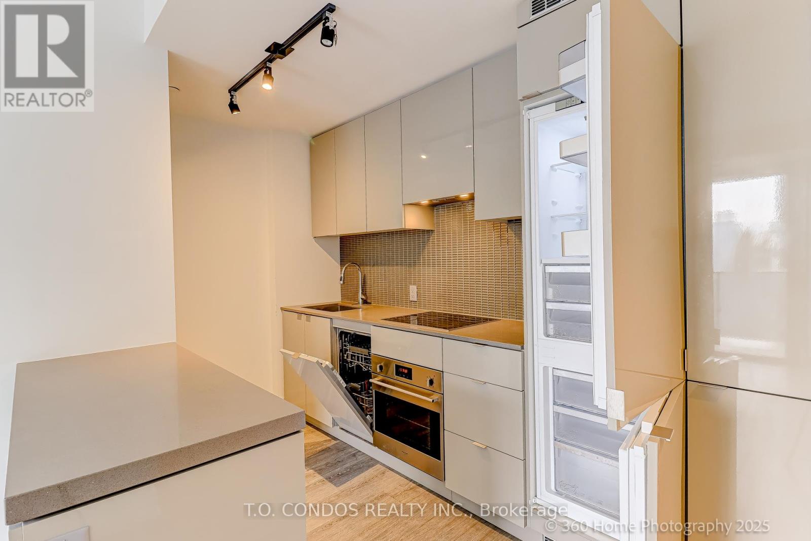 4105 - 7 Grenville Street, Toronto, Ontario  M4Y 1A1 - Photo 9 - C12472600