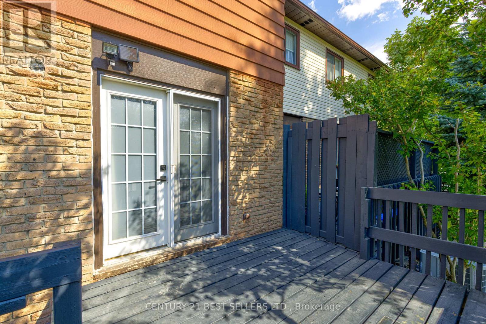 477 Ontario Street N, Milton, Ontario  L9T 3J4 - Photo 27 - W12436181