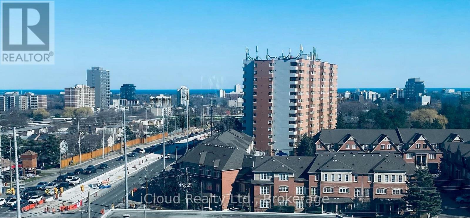1004 - 25 Fairview Road W, Mississauga, Ontario  L5B 3Y8 - Photo 4 - W12470861
