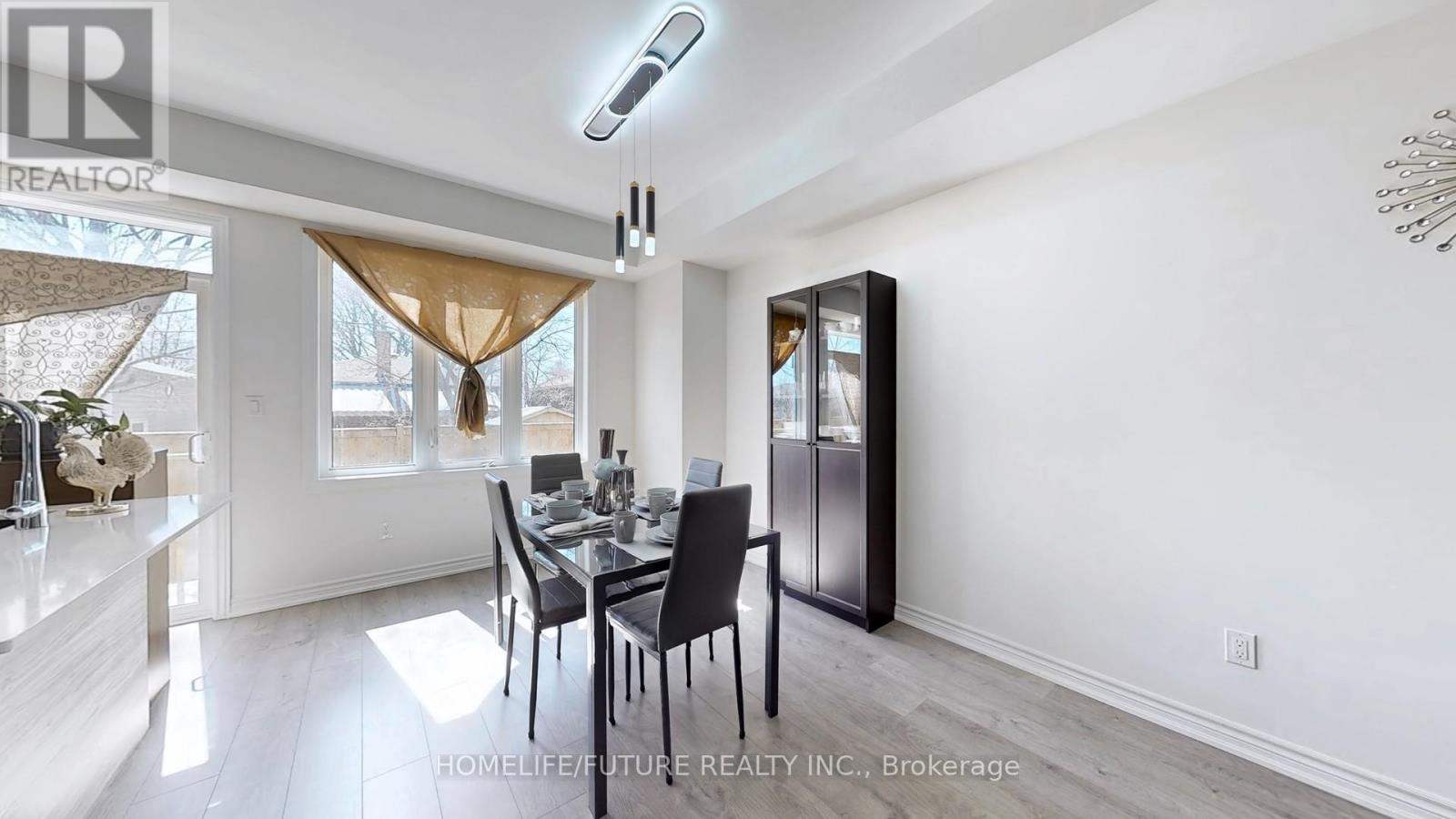 348 Okanagan Path, Oshawa (Donevan), Ontario  L1H 0A7 - Photo 10 - E12472564